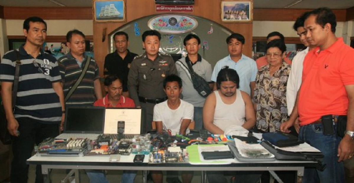 รวบตัว3โจรแต่งชุดกู้ภัยตระเวณงัดบ้าน