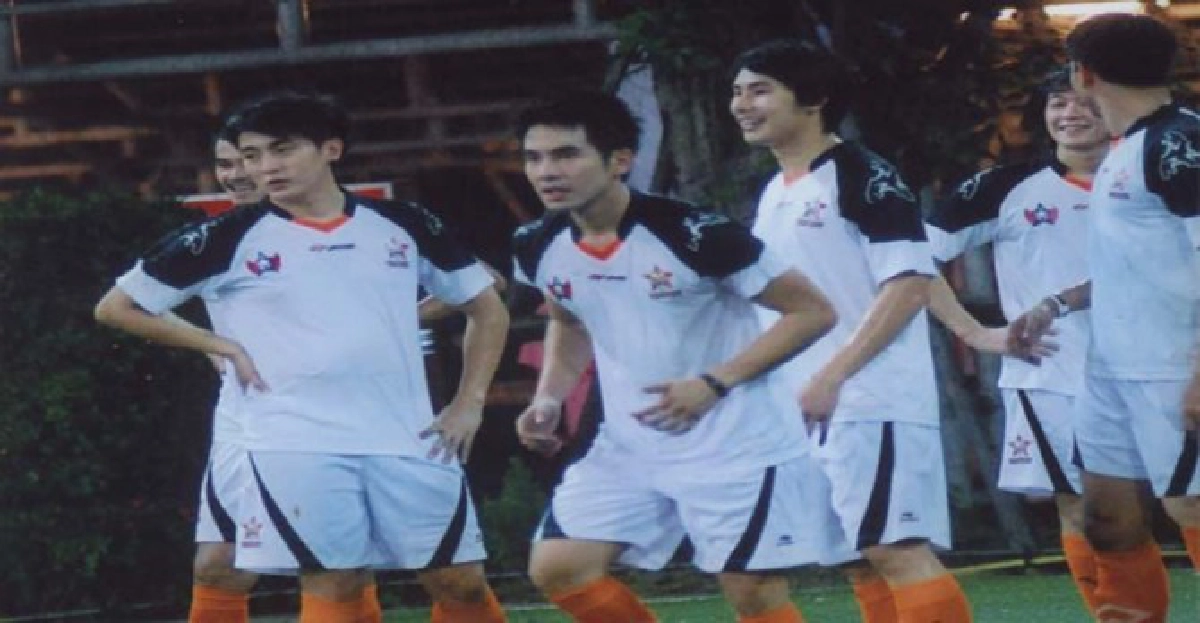'โป๊บ'ซ้อมแข้งศึก'ไทยแลนด์ซูเปอร์สตาร์ลีก' 'โป๊บ'ซ้อมแข้งศึก'ไทยแลนด์ซูเปอร์สตาร์ลีก'