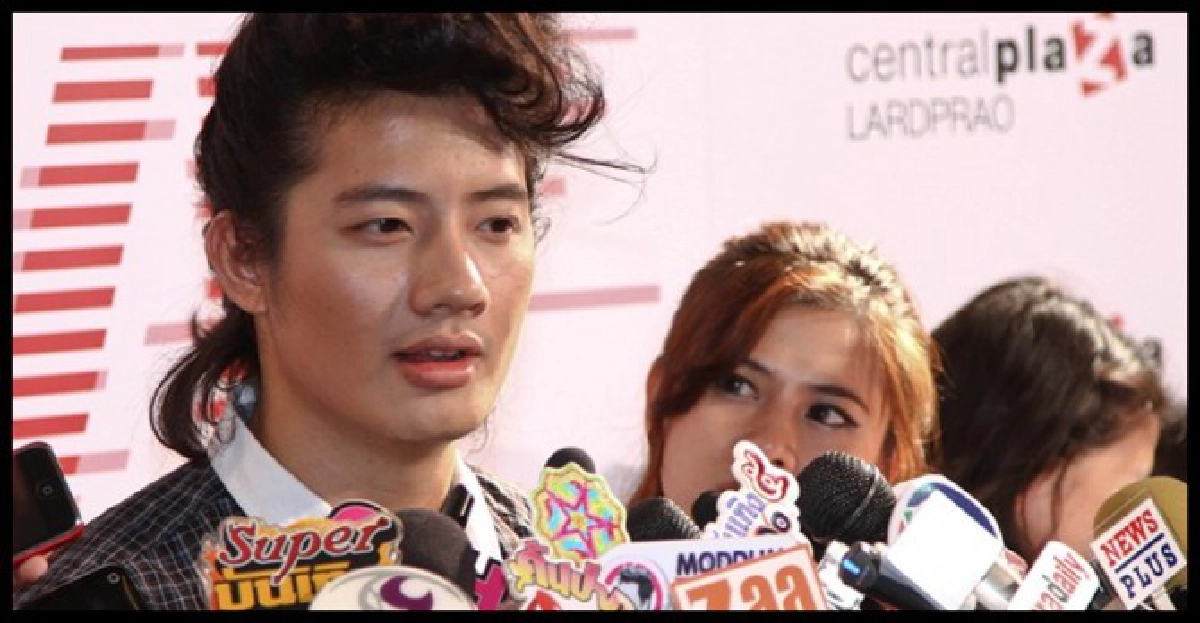 'เป้-อารักษ์'ปัดเจ้าพ่อพรีเซ็นเตอร์
'เป้-อารักษ์'ปัดเจ้าพ่อพรีเซ็นเตอร์