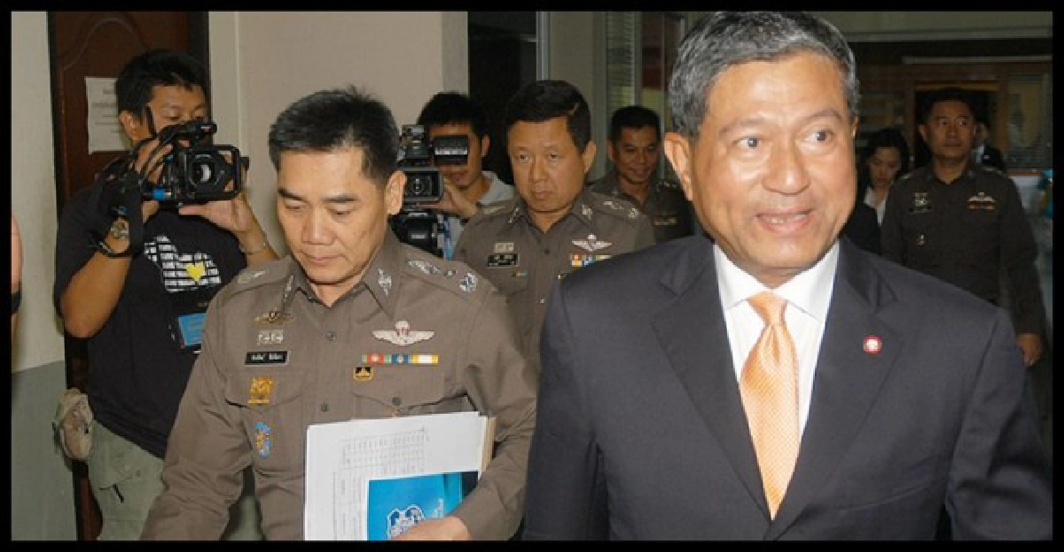 'เฉลิม'นัดถก'ก.ตร.'10ต.ค.
'เฉลิม'นัดถก'ก.ตร.'10ต.ค.