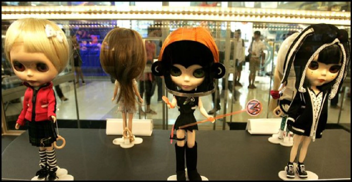 คุก20ปีสาวลวงขายตุ๊กตาบลายธ์ คุก20ปีสาวลวงขายตุ๊กตาบลายธ์