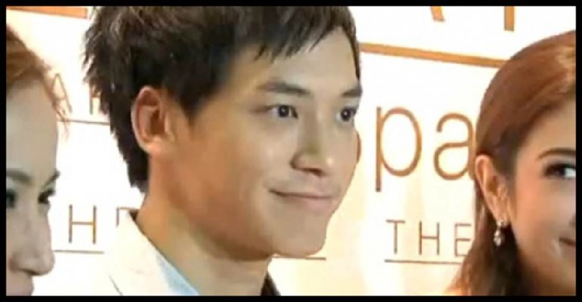 'บี้'ยิ้มรับแฟนคลับลุ้นกิ๊ก'วิว' 'บี้'ยิ้มรับแฟนคลับลุ้นกิ๊ก'วิว'