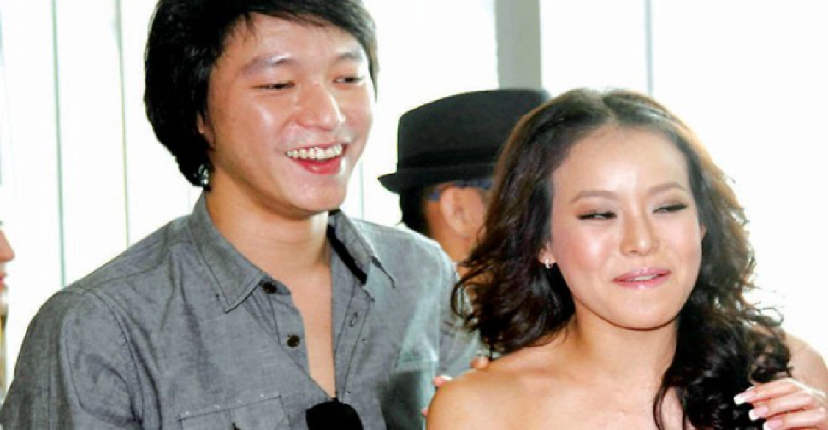 'หนิง-จิน'ปัดสินสอด100ล.
'หนิง-จิน'ปัดสินสอด100ล.