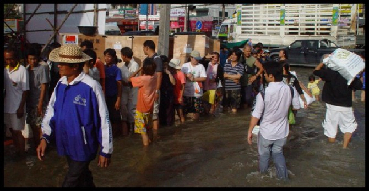 หมู่บ้านโรงสีข้าวลาดหลุมแก้วจมน้ำ หมู่บ้านโรงสีข้าวลาดหลุมแก้วจมน้ำ