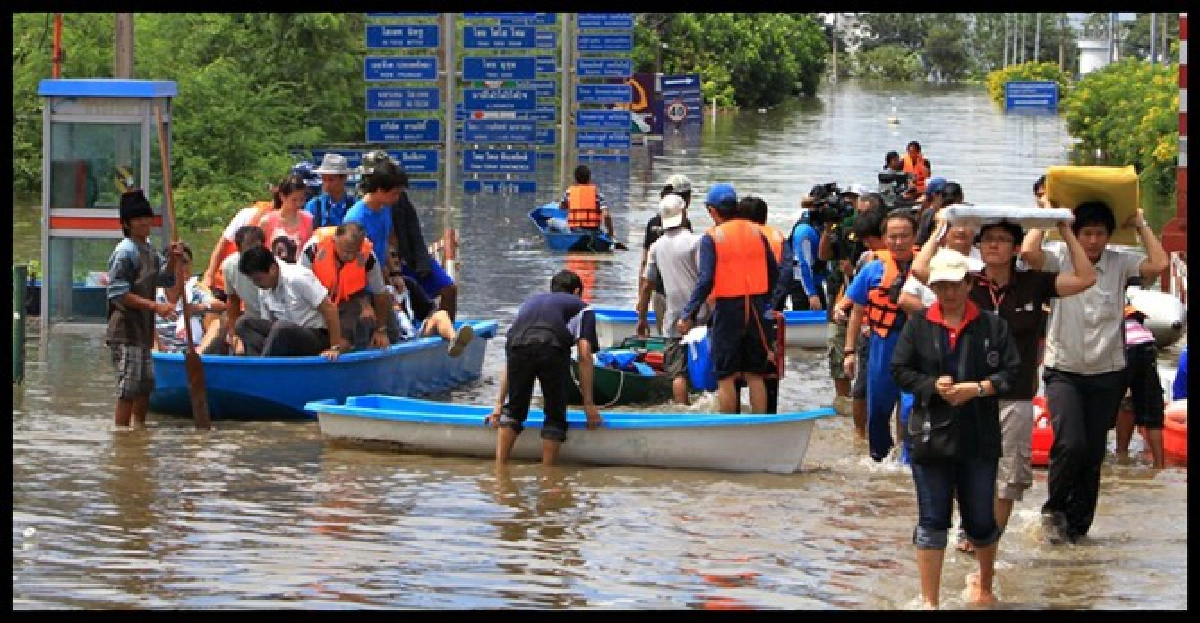วิกฤตน้ำท่วม กับผลกระทบต่อภาพรวมเศรษฐกิจไทย