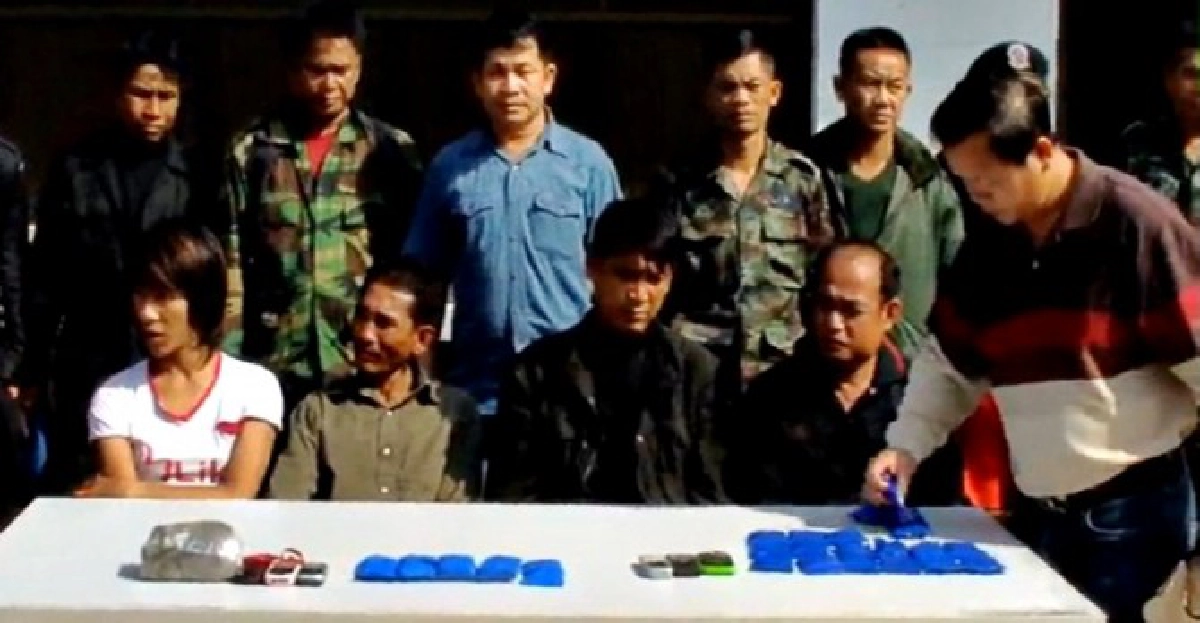 ตร.ตรวจยึดยาบ้า-กัญชาริมฝั่งแม่น้ำโขง ตร.ตรวจยึดยาบ้า-กัญชาริมฝั่งแม่น้ำโขง