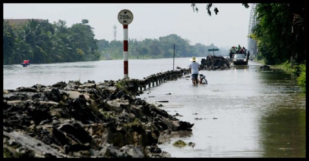 วอนตร.อย่าเกียร์วางช่วยดูคันกั้นน้ำ วอนตร.อย่าเกียร์วางช่วยดูคันกั้นน้ำ