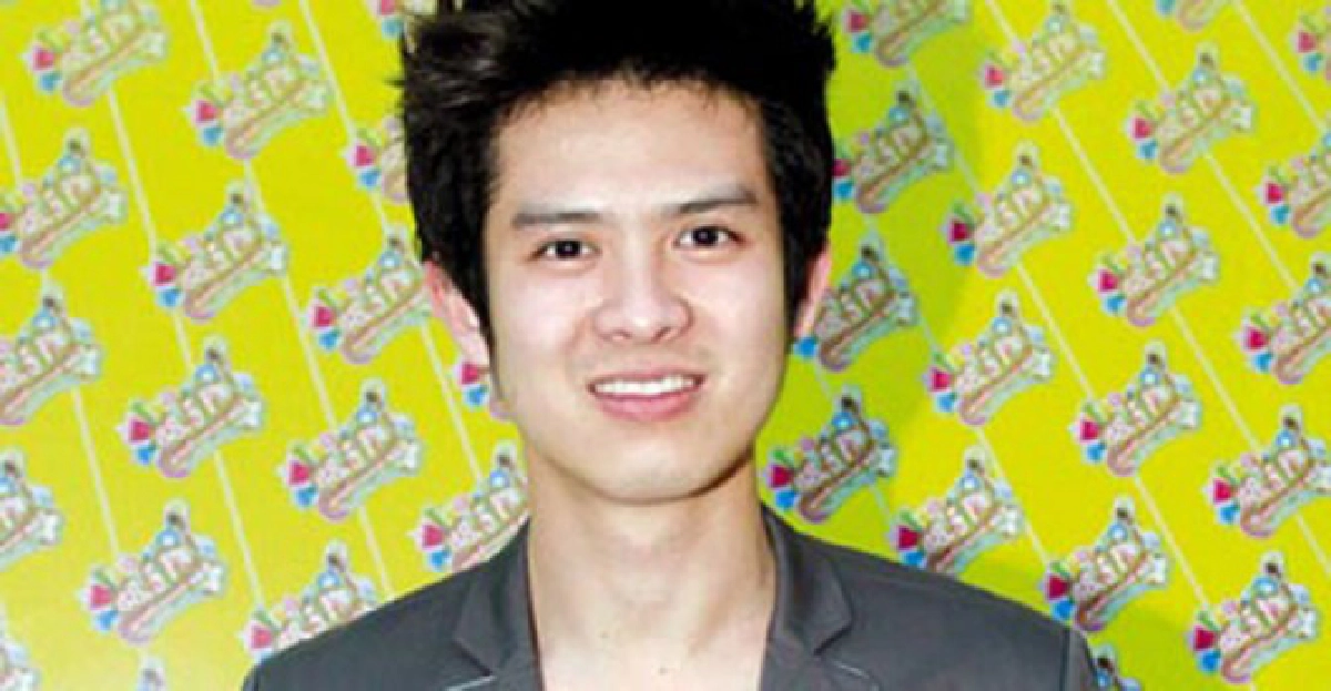 ลูกทุ่งไทยแลนด์ 88.5เตะบอล-ขายเสื้อช่วยน้ำท่วม ลูกทุ่งไทยแลนด์ 88.5เตะบอล-ขายเสื้อช่วยน้ำท่วม