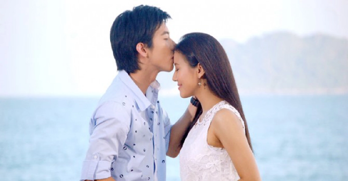 'โตโน่-เอม'สวีทลา'บุหงาหน้าฝน'
'โตโน่-เอม'สวีทลา'บุหงาหน้าฝน'