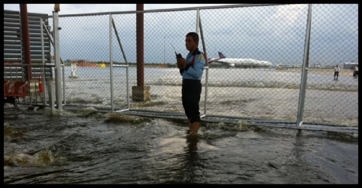แนะศปภ.ย้ายผู้อพยพศูนย์ดอนเมือง