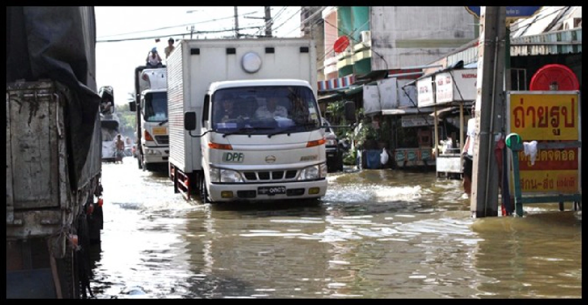 รอยแตกรั่ว!'บางพลัด'น้ำทะลักสูง