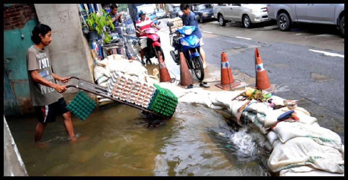 'เยาวราช'น้ำทะลัก!ข้ามเขื่อนกั้นแล้ว