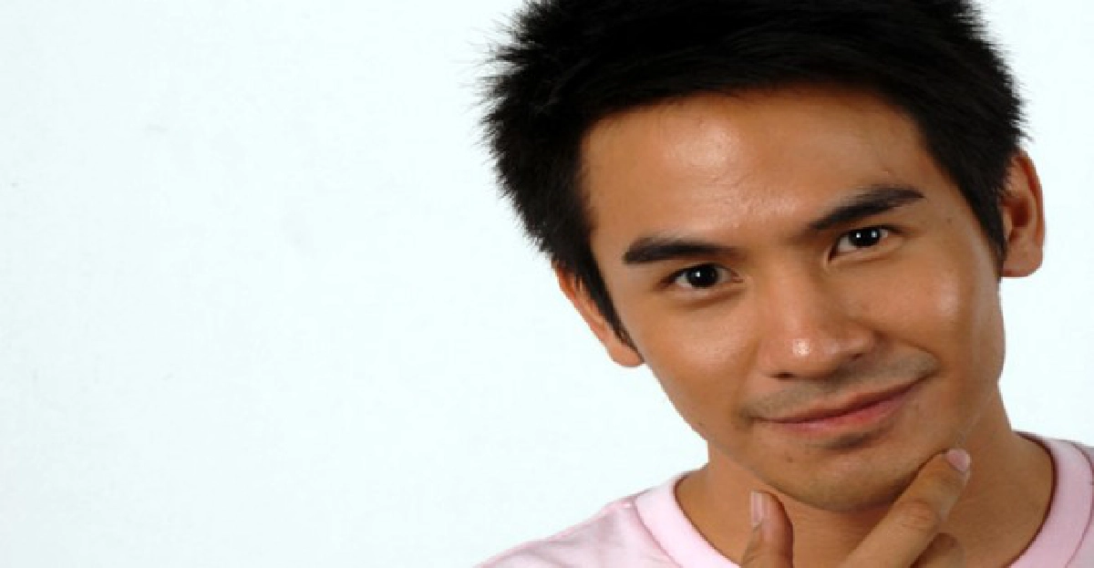 'โป๊บ'ยันหัวใจยังโสด
'โป๊บ'ยันหัวใจยังโสด