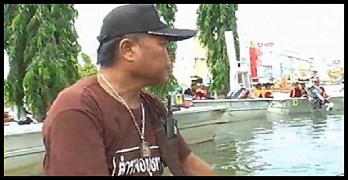 ตร.อยุธยาตรวจตราป้องกันเหตุ ตร.อยุธยาตรวจตราป้องกันเหตุ