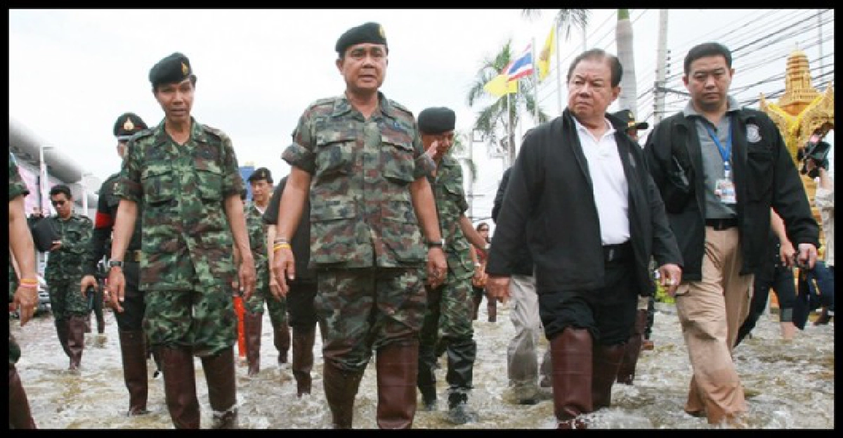 'ยุทธศักดิ์'ปัดโวย'ศปภ'โยนงานกองทัพ
