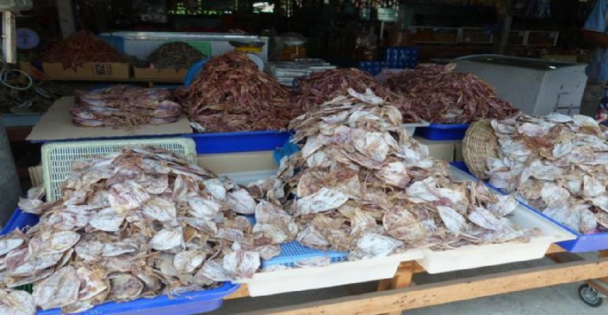 ศรีราชาจำกัดการขายน้ำคนละ6ขวด ศรีราชาจำกัดการขายน้ำคนละ6ขวด