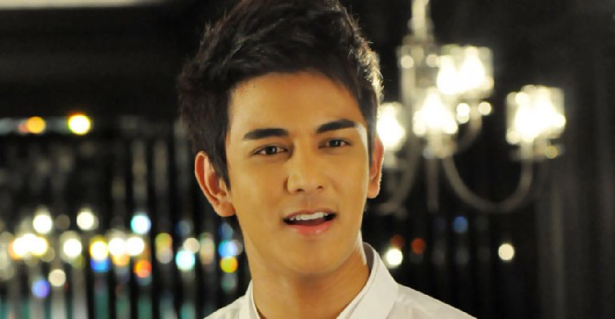 'กัน เดอะสตาร์'โชว์หวาน'มัดหมี่'
'กัน เดอะสตาร์'โชว์หวาน'มัดหมี่'