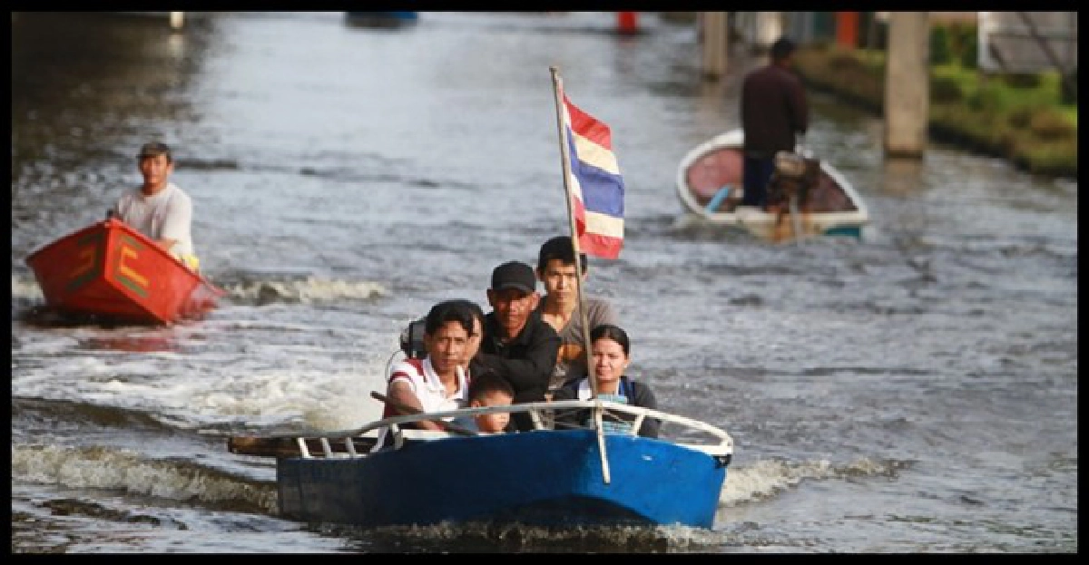 เร่งป้องกันศปภ.หลังน้ำเริ่มรุกหนัก