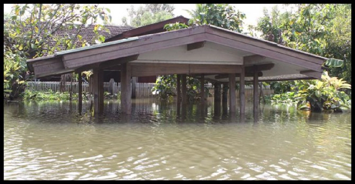 ปากเกร็ดมอบห้าพันช่วยน้ำท่วมแล้ว ปากเกร็ดมอบห้าพันช่วยน้ำท่วมแล้ว