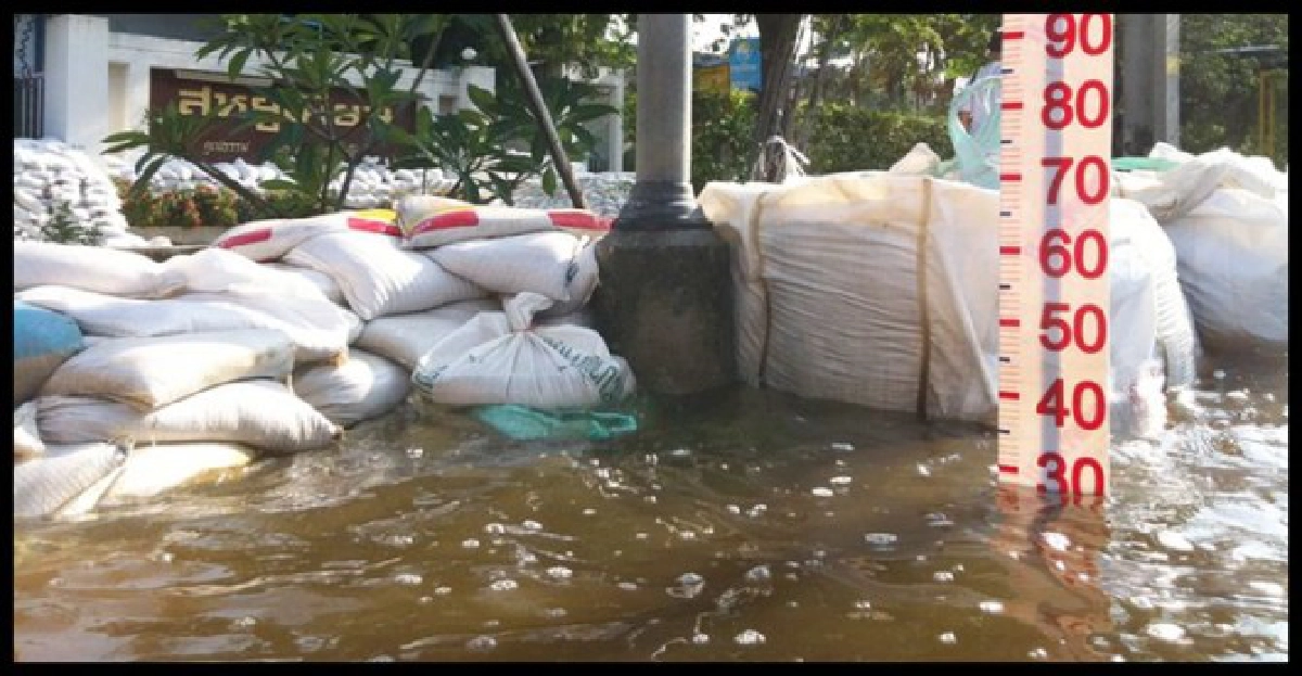 บางชันน้ำสูง-4แยกบ้านแขกท่วมแล้ว