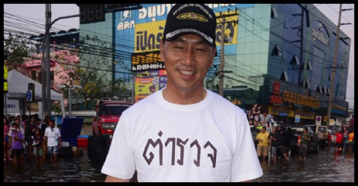 ผู้การ...รองเท้าแตะ 
