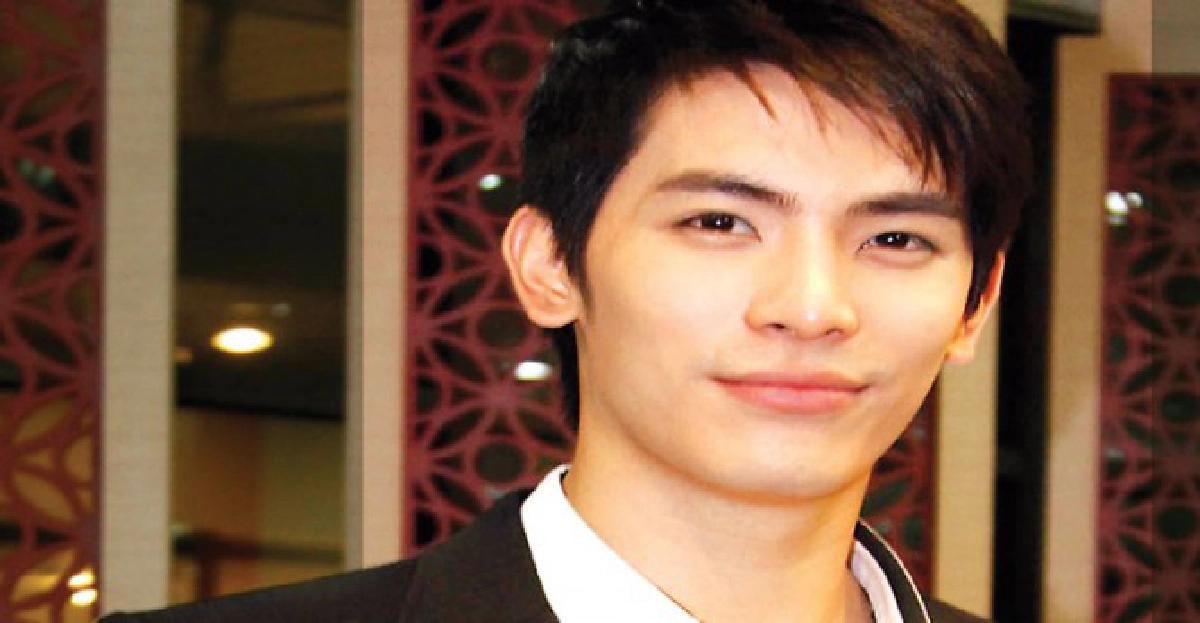 'สน'กั๊กสาวฝรั่งแค่เพื่อน
'สน'กั๊กสาวฝรั่งแค่เพื่อน