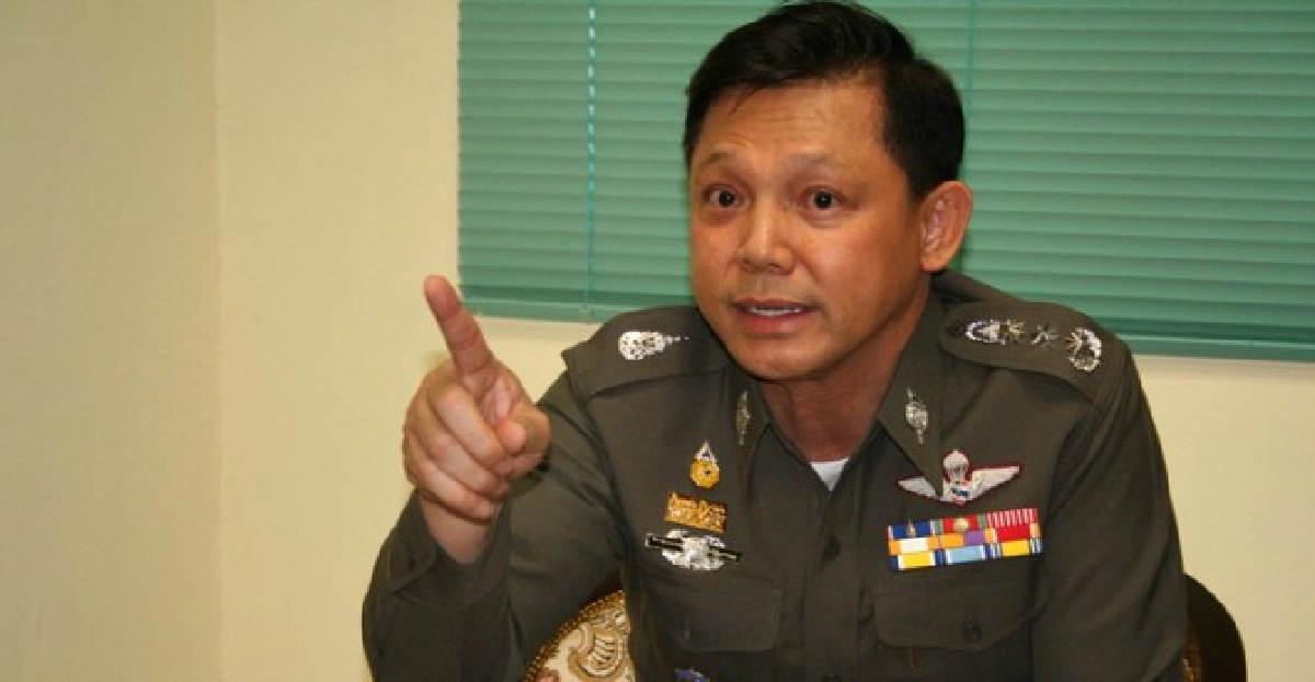 'พงศพัศ'เตือนชุมนุมอย่าทำผิดกม. 'พงศพัศ'เตือนชุมนุมอย่าทำผิดกม.