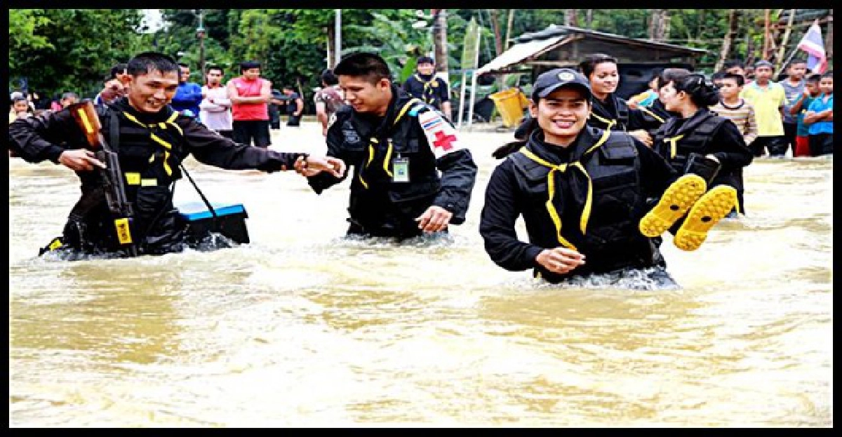 ทั้งจว.นราธิวาสเป็นพื้นที่ประสบภัยพิบัติ ทั้งจว.นราธิวาสเป็นพื้นที่ประสบภัยพิบัติ
