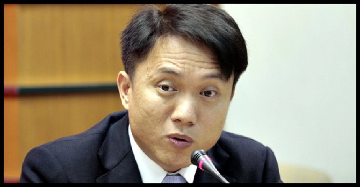 'ศิริโชค'โพสต์เฟซบุ๊คโต้ปัดบีบผู้ว่า'พิษณุโลก' 'ศิริโชค'โพสต์เฟซบุ๊คโต้ปัดบีบผู้ว่า'พิษณุโลก'