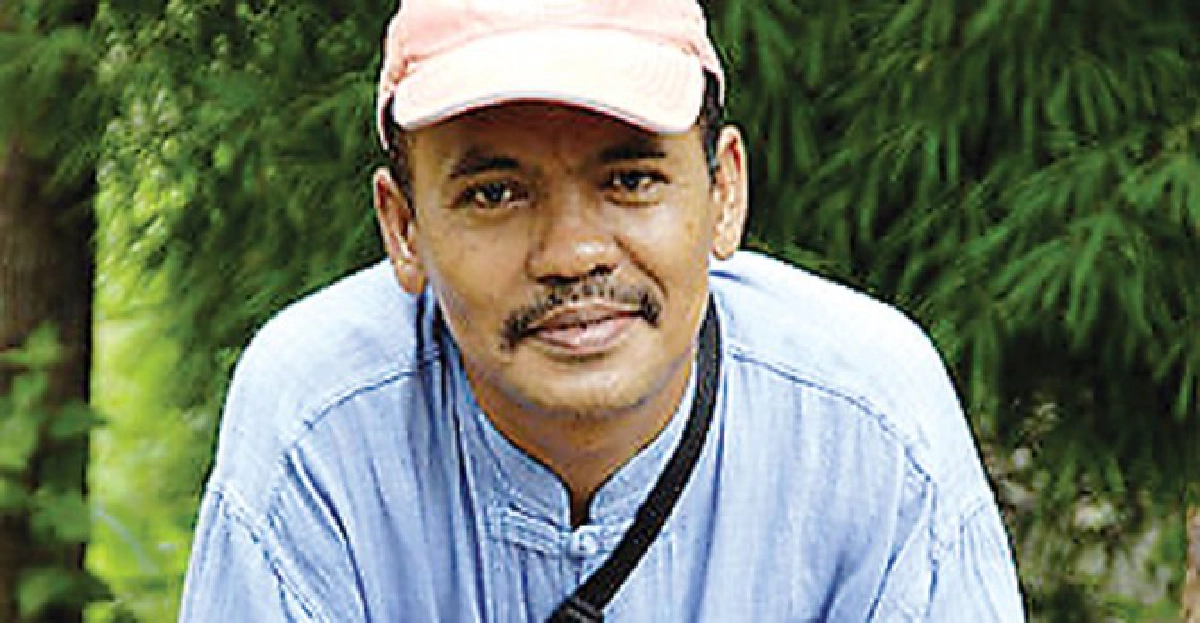 ไพวรินทร์ ขาวงาม ส่งกวีส่งกำลังใจปลอบคนนํ้าท่วม
ไพวรินทร์ ขาวงาม ส่งกวีส่งกำลังใจปลอบคนนํ้าท่วม
