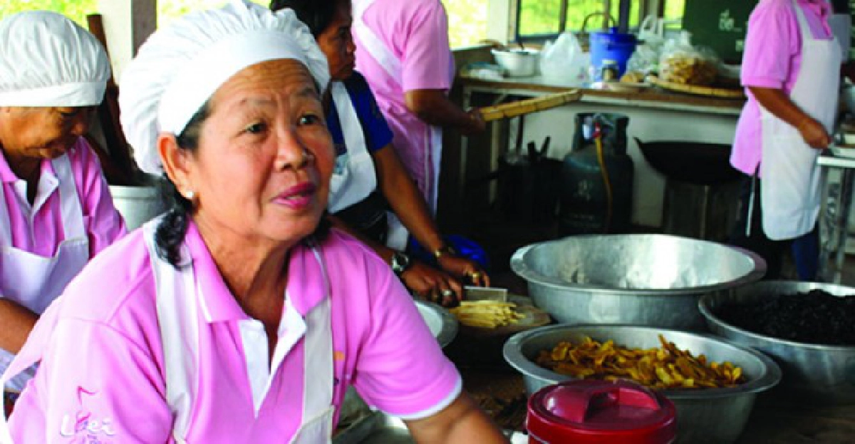 'ขนมจีนอบแห้ง'บ้านชมน้อย 'ขนมจีนอบแห้ง'บ้านชมน้อย