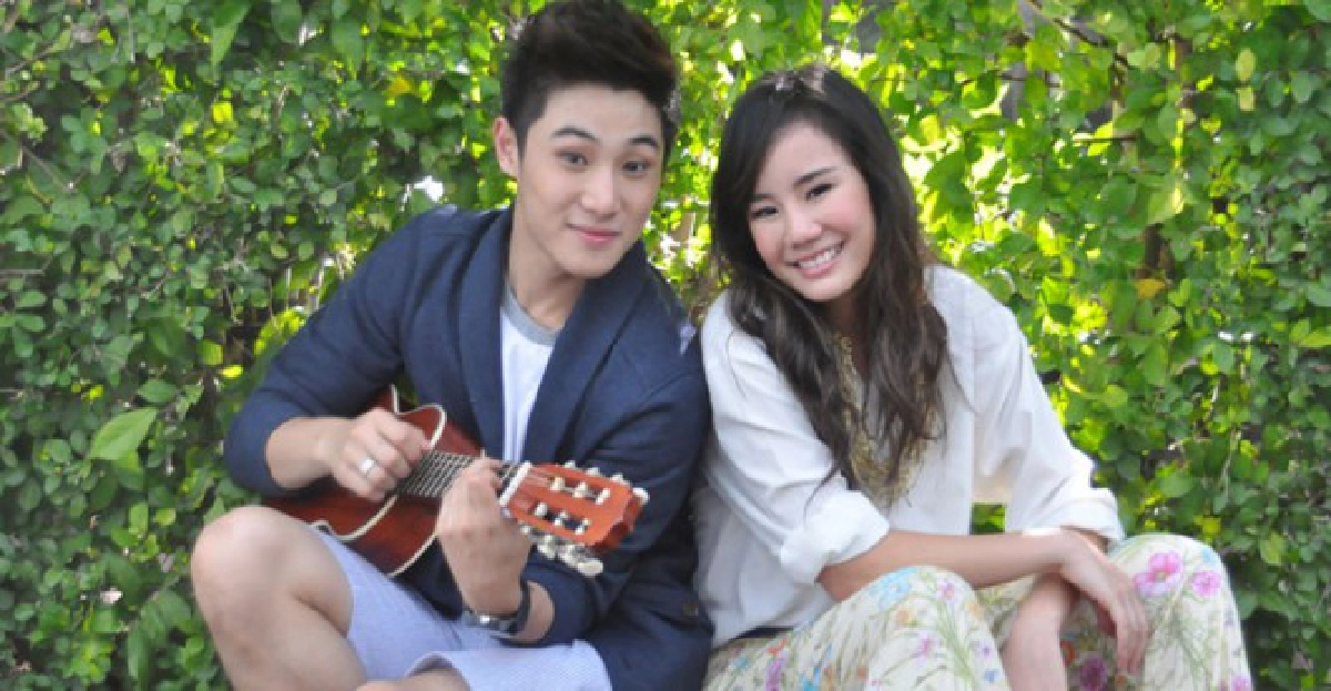 'สวิตเซอร์แลนด์'เป็นใจ!!'นท-จูเนียร์'แต่งเพลง'อยากจะรู้'
'สวิตเซอร์แลนด์'เป็นใจ!!'นท-จูเนียร์'แต่งเพลง'อยากจะรู้'