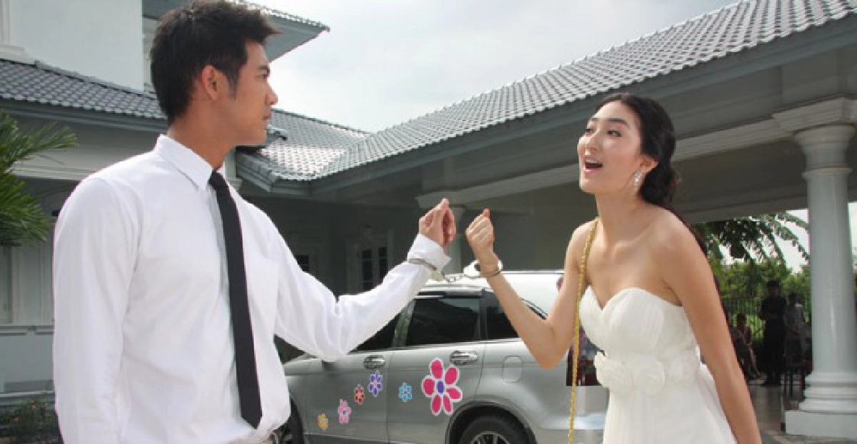 'แพนเค้ก'แปลงเป็นเจ้าสาวโหดเจ้าบ่าว'เวียร์'
'แพนเค้ก'แปลงเป็นเจ้าสาวโหดเจ้าบ่าว'เวียร์'