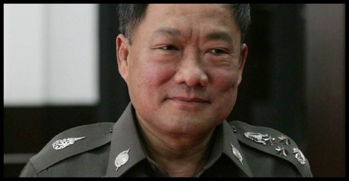 รองผบ.ตร.ติวเข้มแกะรอยมือวางระเบิด
รองผบ.ตร.ติวเข้มแกะรอยมือวางระเบิด