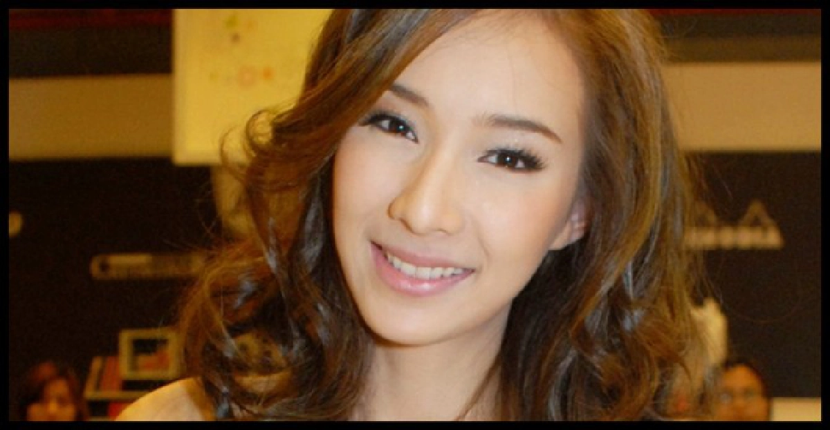 'มิ้นท์'พักงานแสดงไปเรียนต่อ
'มิ้นท์'พักงานแสดงไปเรียนต่อ
