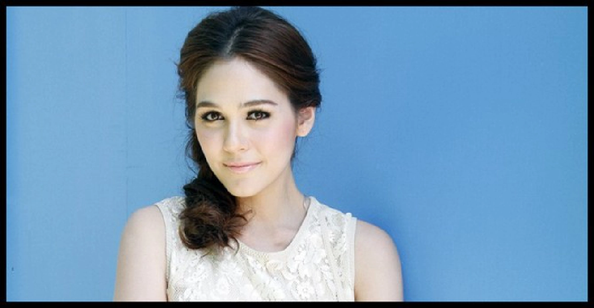 ชมพู่เศร้าปีใหม่อดสวีท น็อต
ชมพู่เศร้าปีใหม่อดสวีท น็อต