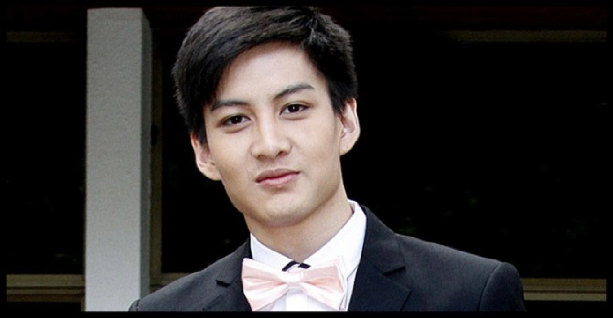 'กอล์ฟ'ยิ้มได้งานรักษาใจเมิน'ดิว'ตีซี้'พลอย'
'กอล์ฟ'ยิ้มได้งานรักษาใจเมิน'ดิว'ตีซี้'พลอย'