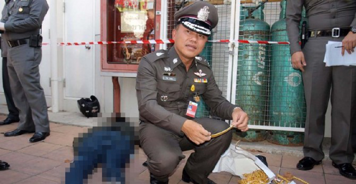 ดวลสนั่น!คนร้ายปล้นทองถูกวิสามัญคาห้าง ดวลสนั่น!คนร้ายปล้นทองถูกวิสามัญคาห้าง
