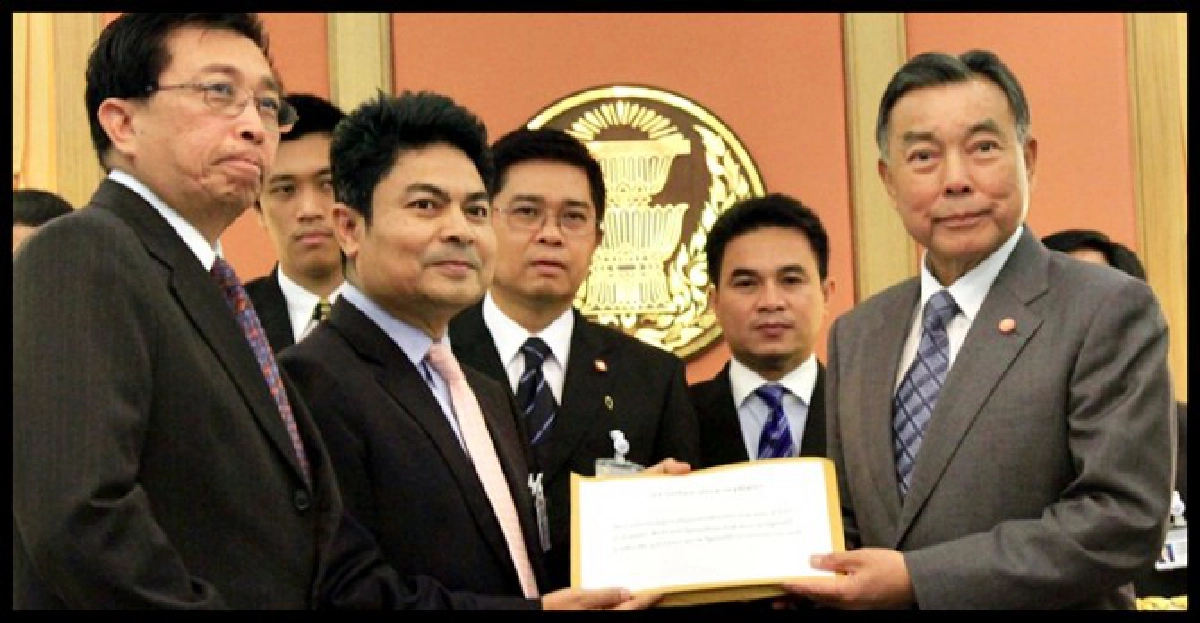 'ปชป.'ยื่นถอด'ธีระชัย-กฤษณา'แทรกแซงอสมท. 'ปชป.'ยื่นถอด'ธีระชัย-กฤษณา'แทรกแซงอสมท.
