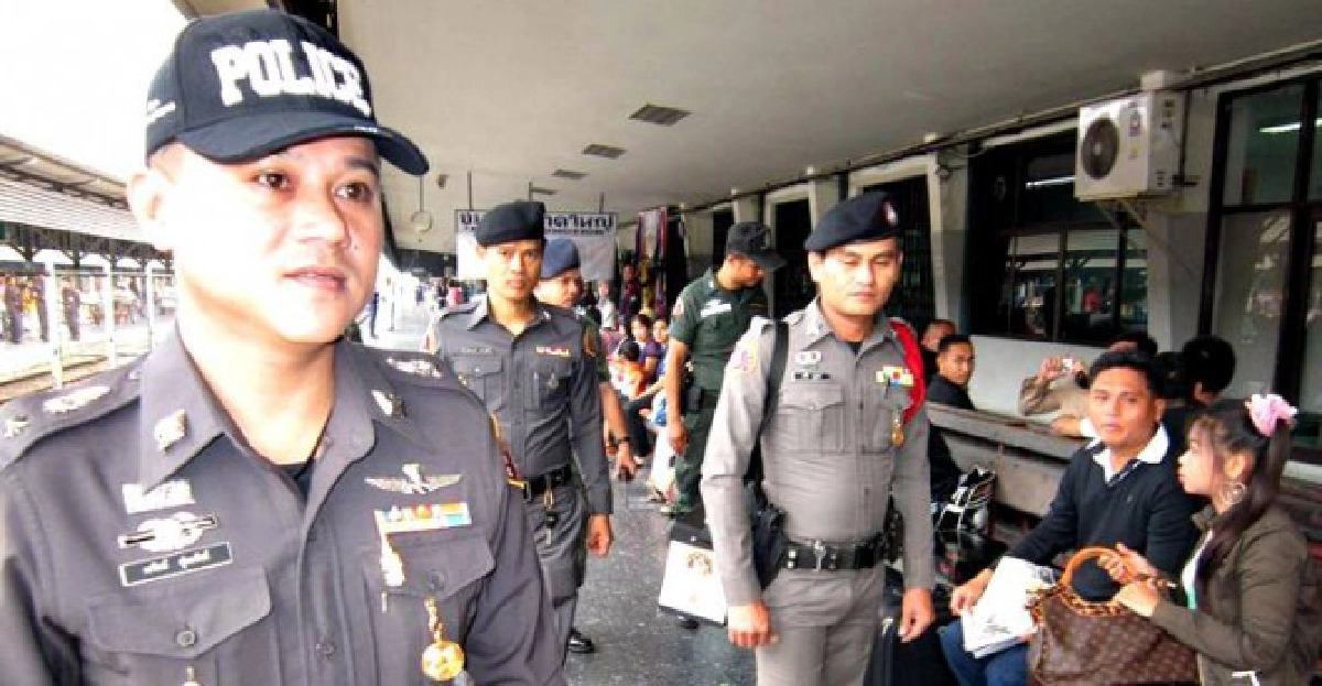 ตร.สงขลาสื่อสาร3ภาษารับมือนทท.ปีใหม่