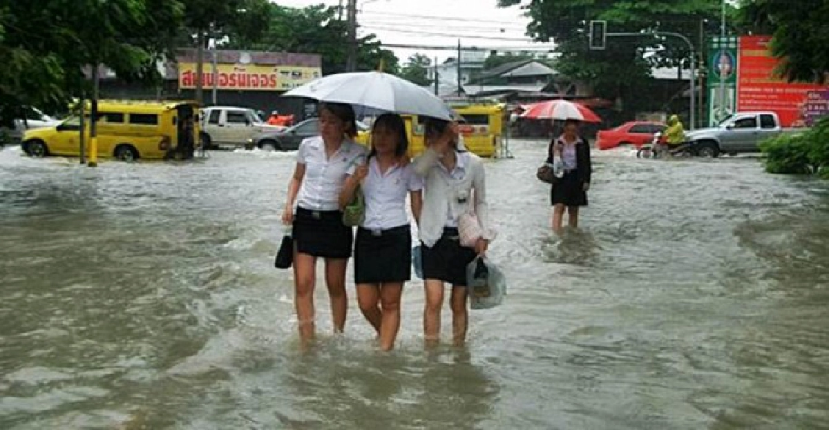 พิษน้ำท่วมกระหน่ำ'มหาวิทยาลัย'