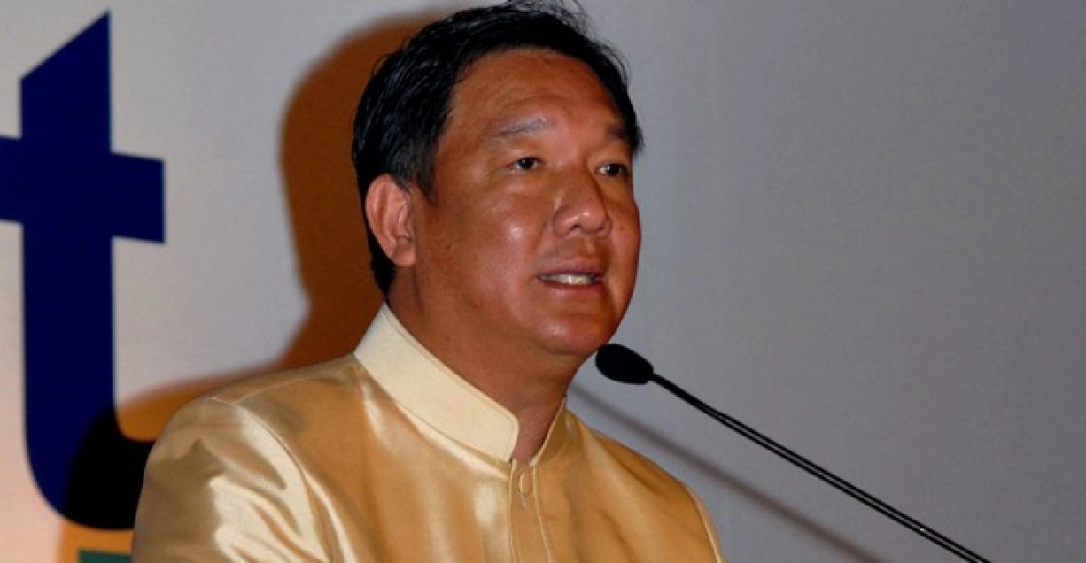 'กิตติรัตน์'ถกผู้ประกอบการรถบรรทุก 'กิตติรัตน์'ถกผู้ประกอบการรถบรรทุก
