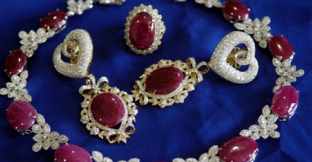 เปิด(ใจ)ตู้เพชร..จรินทร์ สุมานนท์