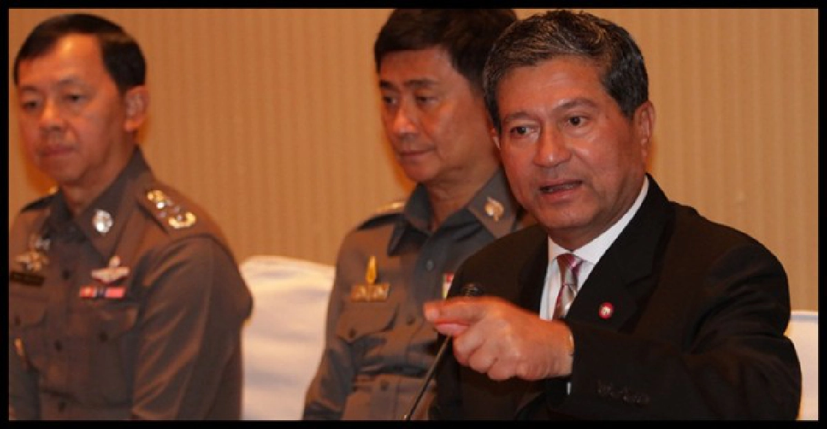 'เฉลิม'แจงกรณี'นลินี'ให้ยึดรธน.