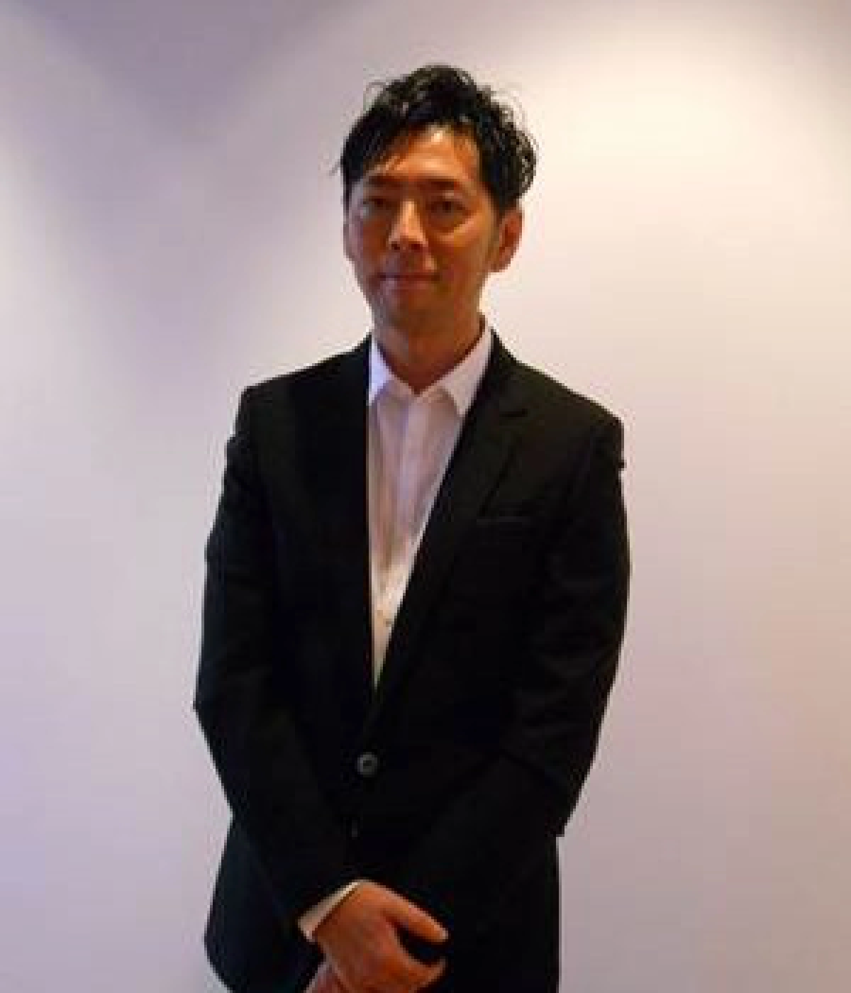 ทางเลือกวิถีหนุ่มไทยใส่สูท