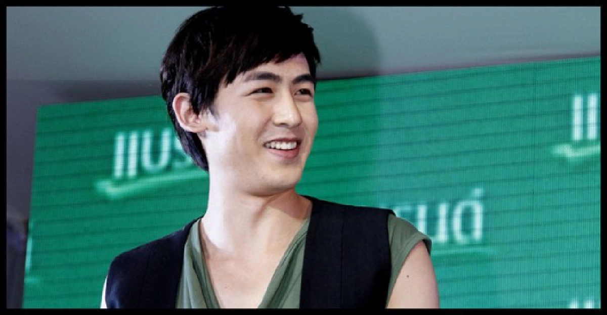 'นิชคุณ'โต้โก่งค่าตัว50ล.
'นิชคุณ'โต้โก่งค่าตัว50ล.