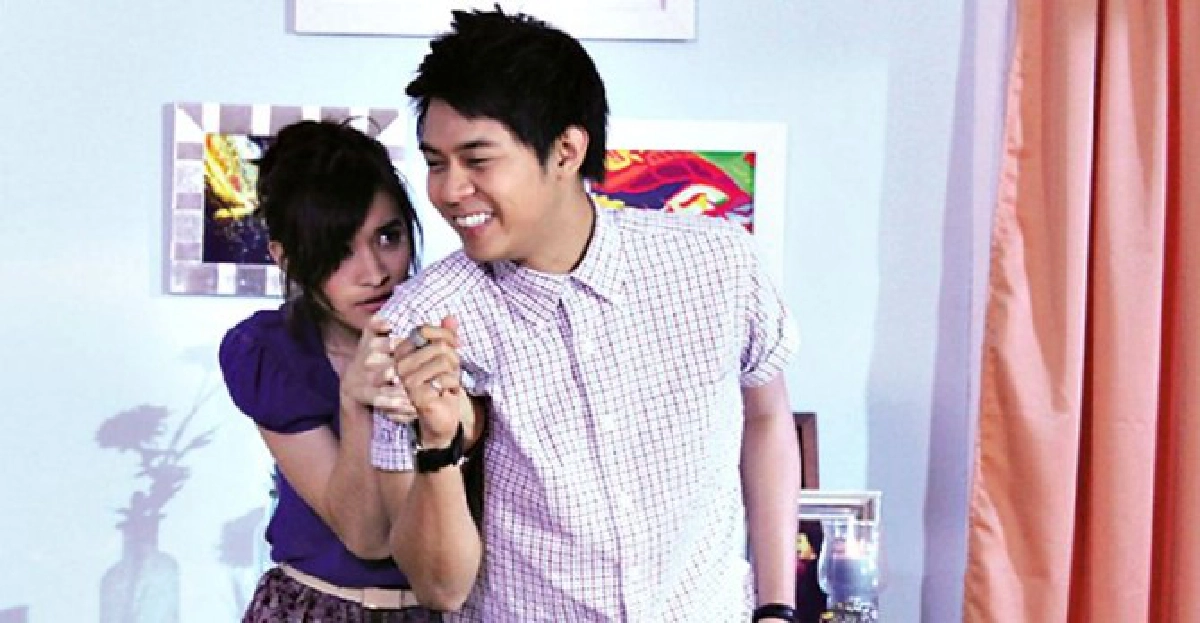 'แดน'ขโมยจุ๊บ'ส้ม'เจอเอาคืนร้องจ๊าก 'แดน'ขโมยจุ๊บ'ส้ม'เจอเอาคืนร้องจ๊าก