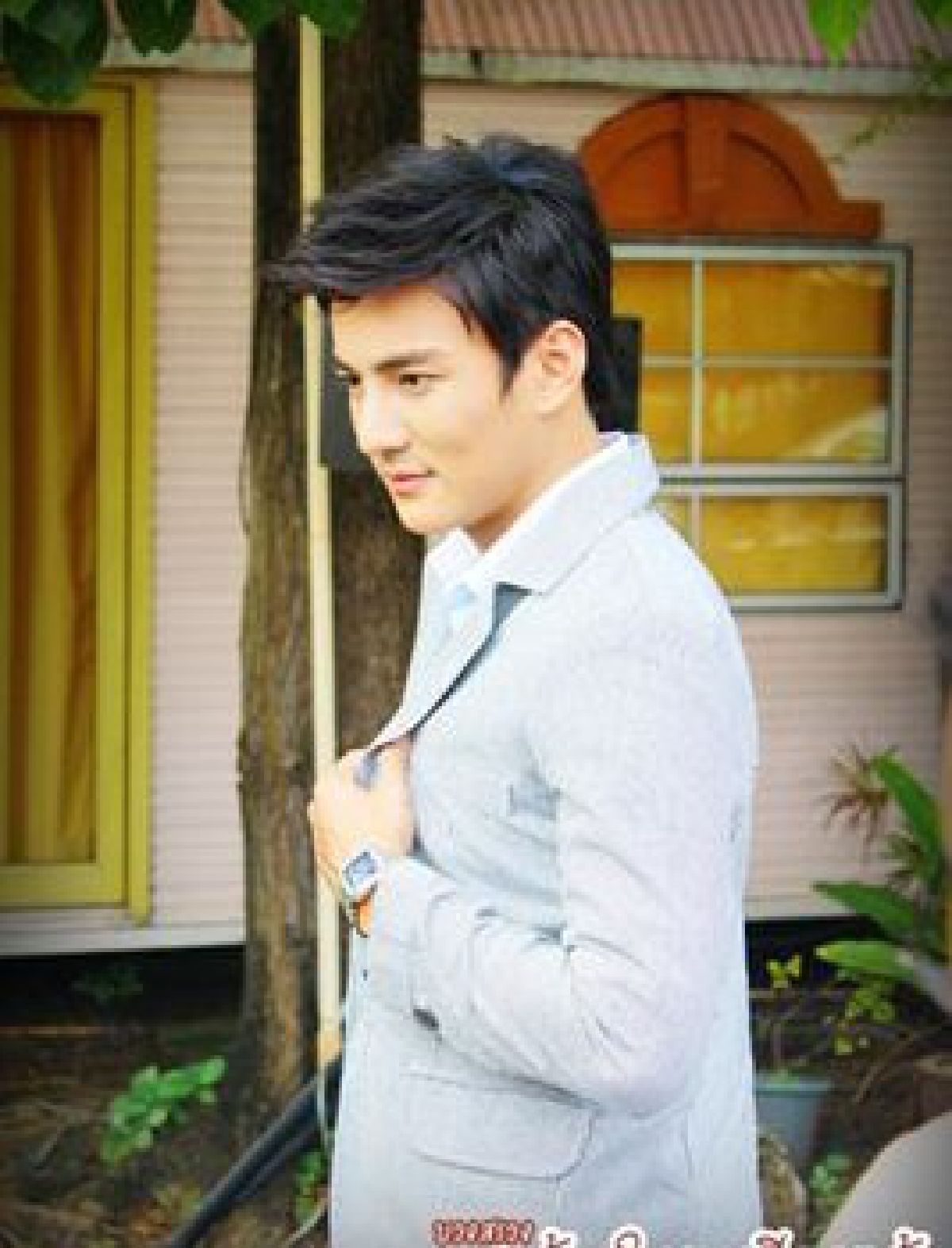 จอแก้ว : เรื่องย่อ'อสูรน้อยในตะเกียงแก้ว'