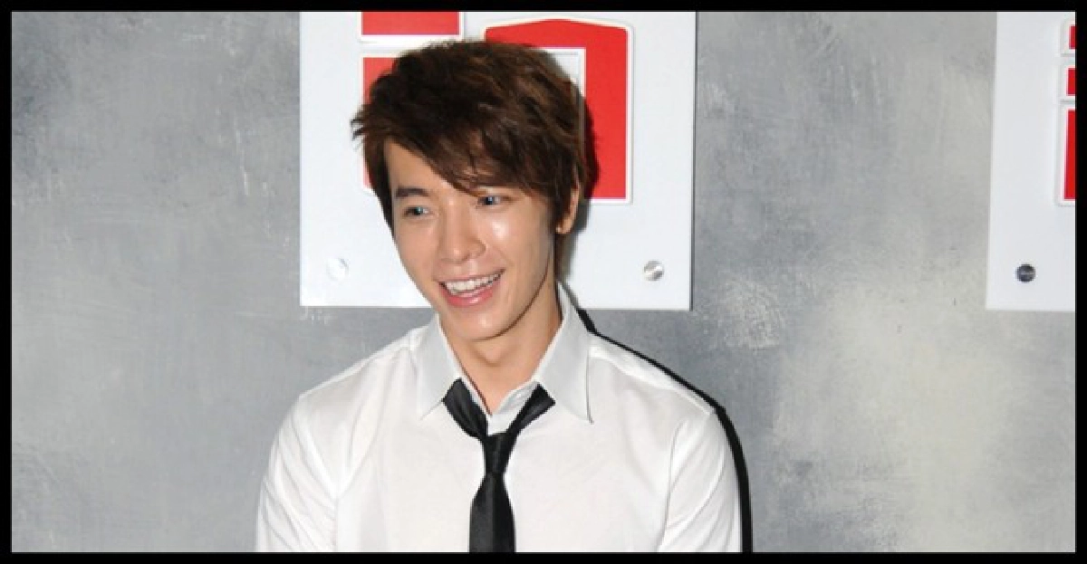 'ลี ดงเฮ'หนุ่มหน้าใสเยือน'คม ชัด ลึก' 'ลี ดงเฮ'หนุ่มหน้าใสเยือน'คม ชัด ลึก'