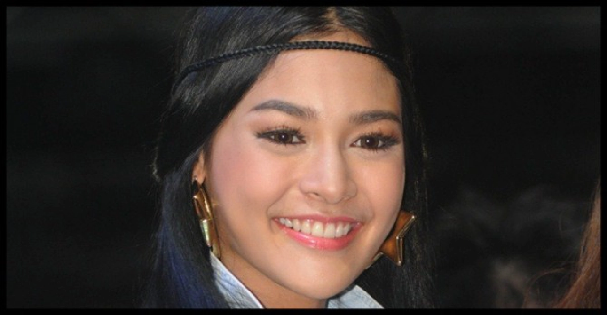'ปุ๊กลุก'รับยังติดต่อ'วี'
'ปุ๊กลุก'รับยังติดต่อ'วี'